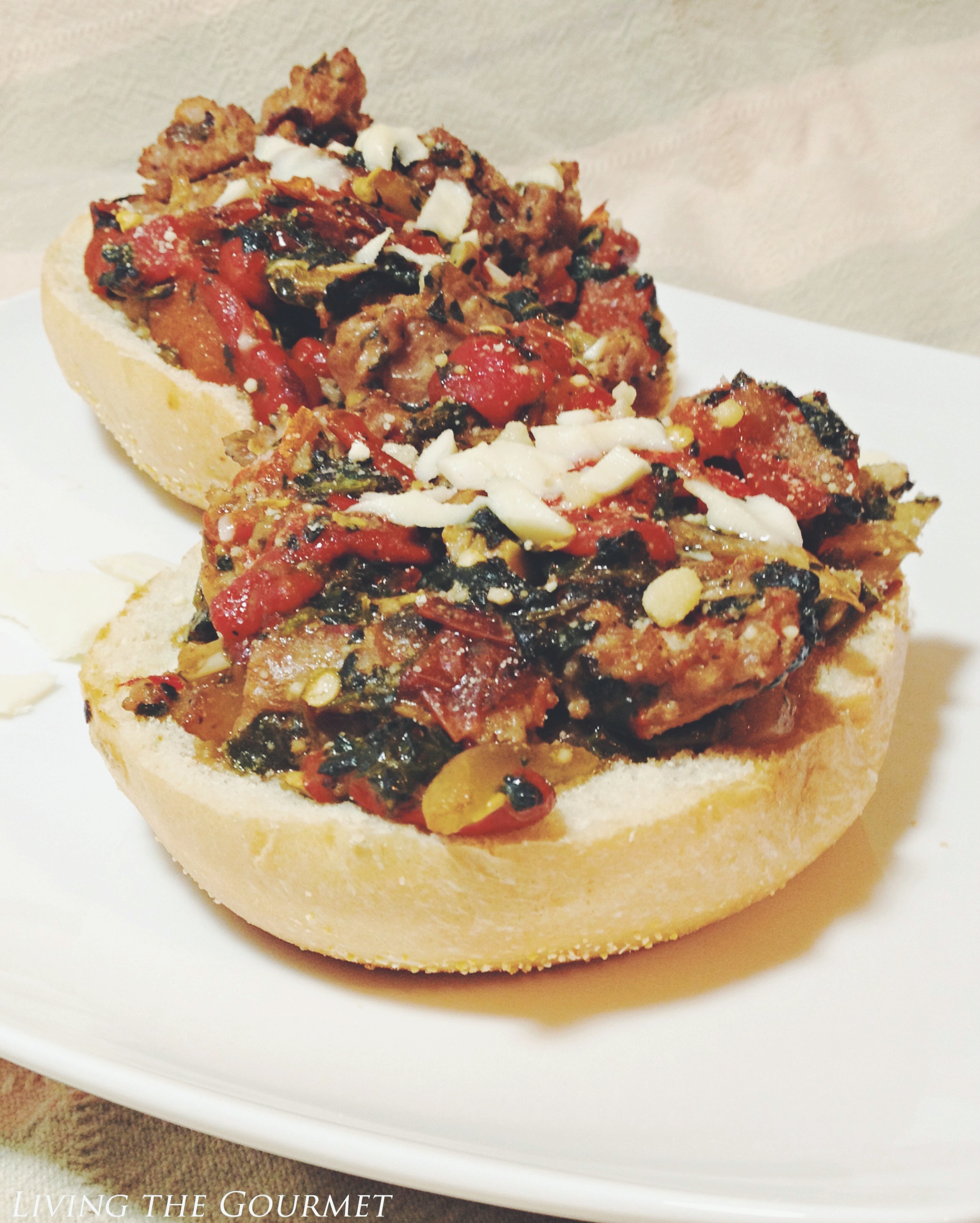 Living the Gourmet: Roasted Peppers & Creamed Spinach Sausage Sandwich