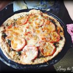 Roth Cheese: Spinach and Tomato Flatbread Pizza