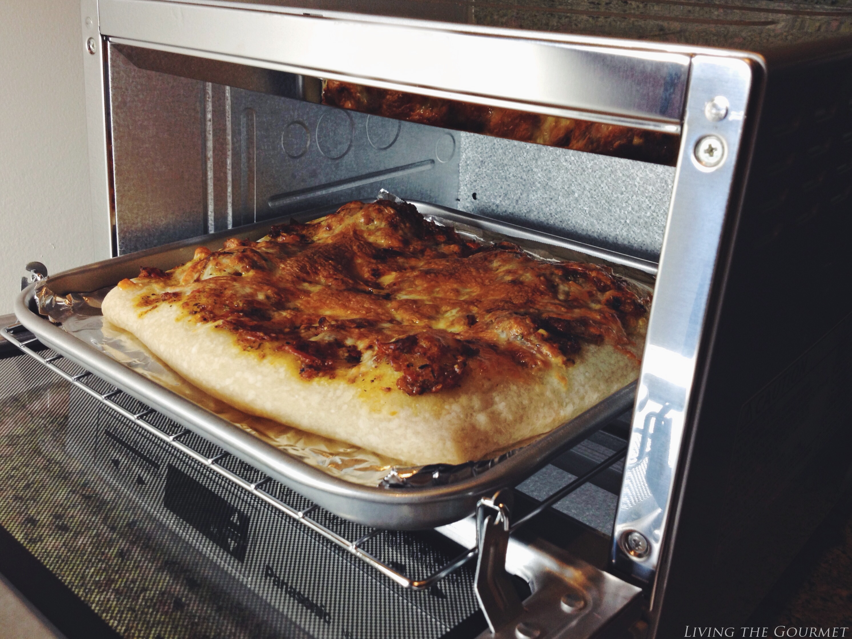 Oven Roasted Tomato Pizza {Feat. Panasonic FlashXpress Toaster