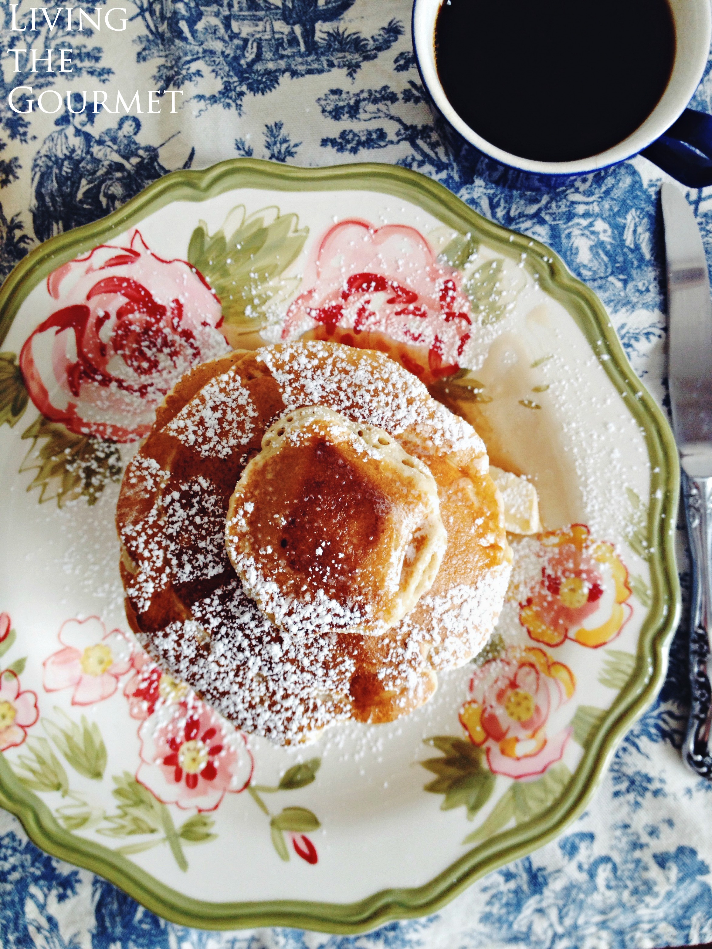 Living the Gourmet: Apple Pancakes