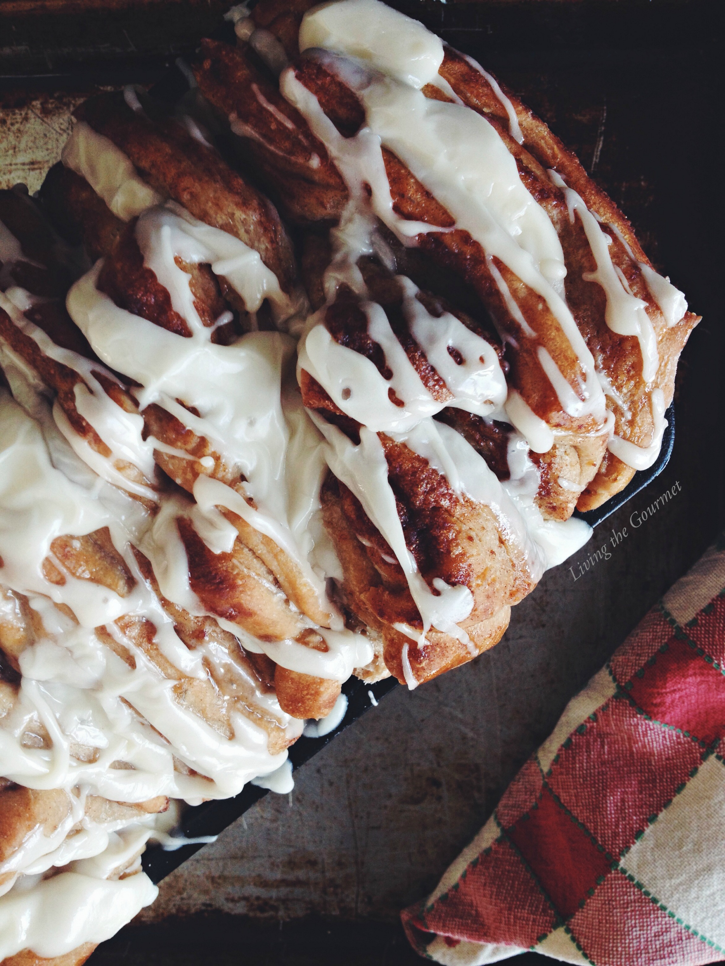 Cinnamon Pull Apart Bread Living The Gourmet