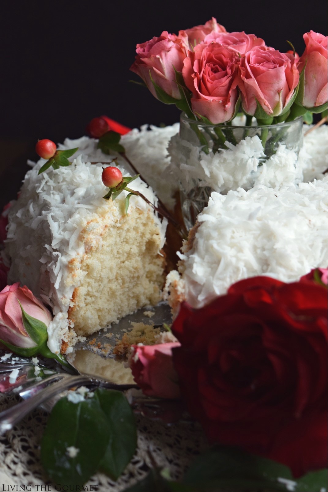 Living the Gourmet: Christmas Rose Bundt Cake | #BundtBakers