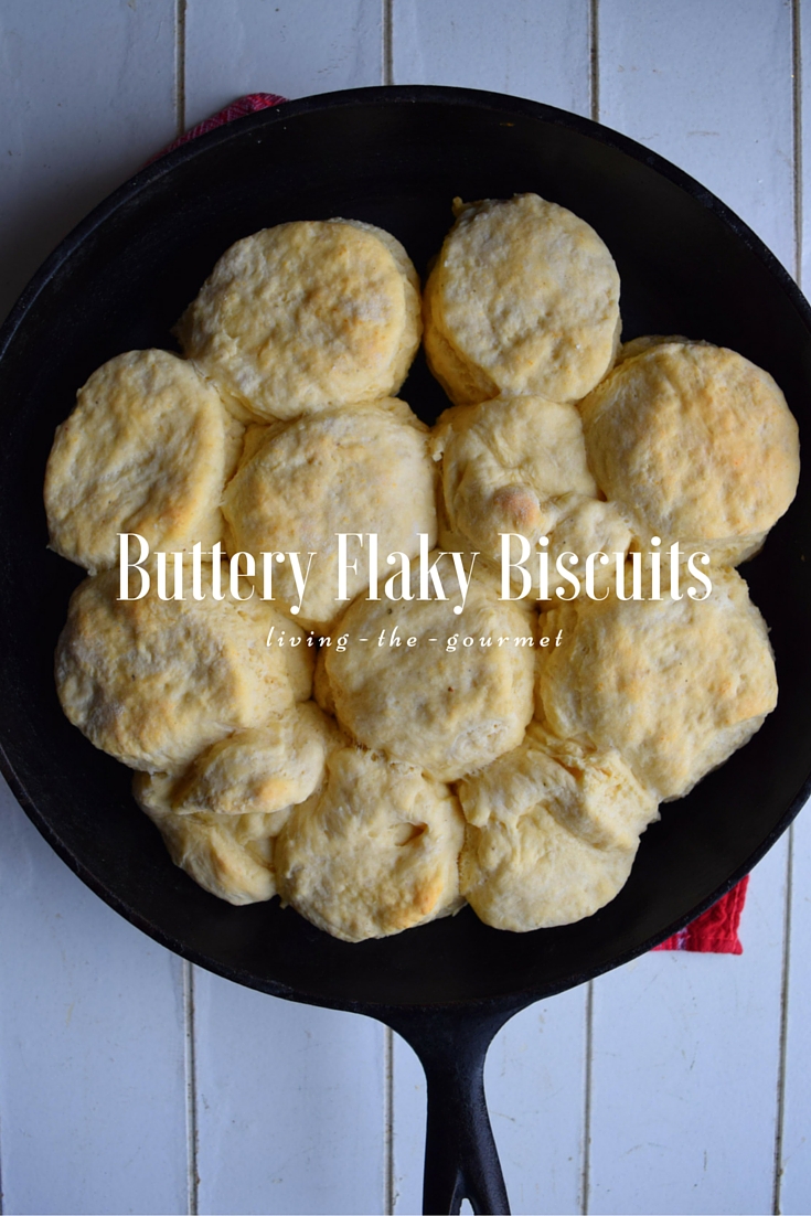 Flaky Butter Biscuits in Cast Iron Skillet - Easy Homemade Biscuits