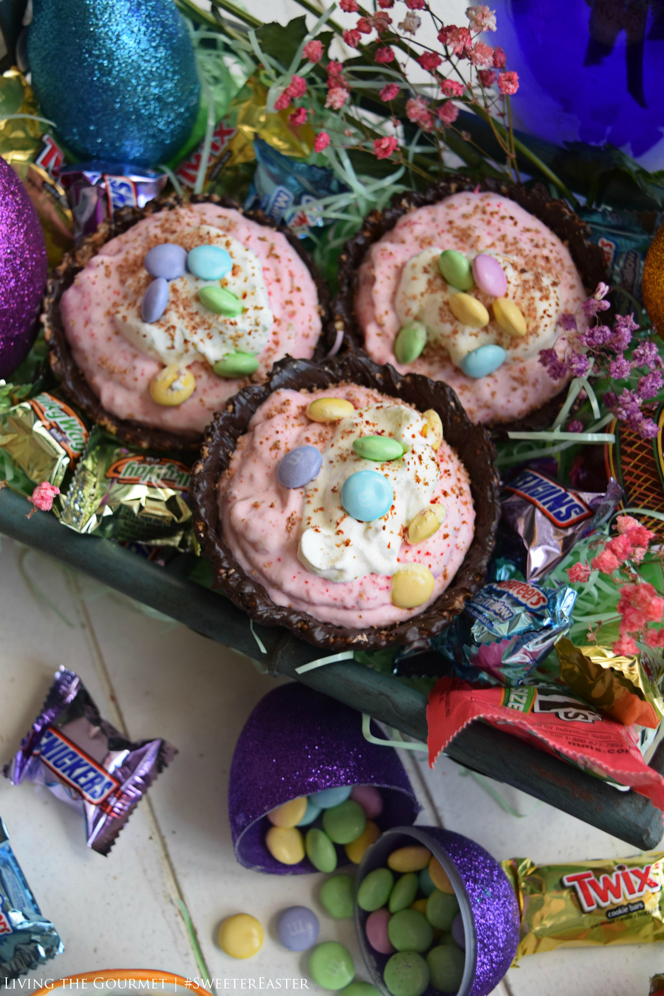 Living the Gourmet: Chocolate Easter Eggs with Strawberry Mousse | #SweeterEaster #Ad