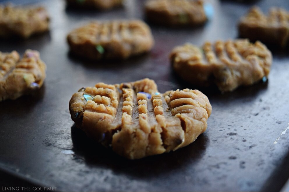 Living the Gourmet: Peanut Butter M&M's Cookies