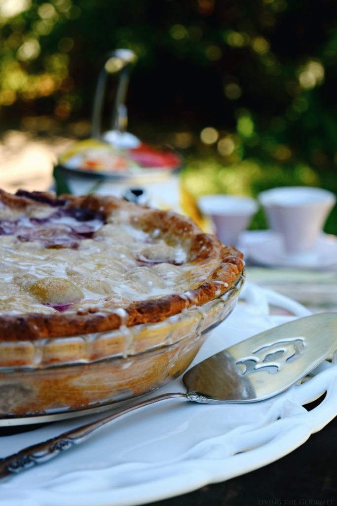 Living the Gourmet: Blueberry Basil Pie