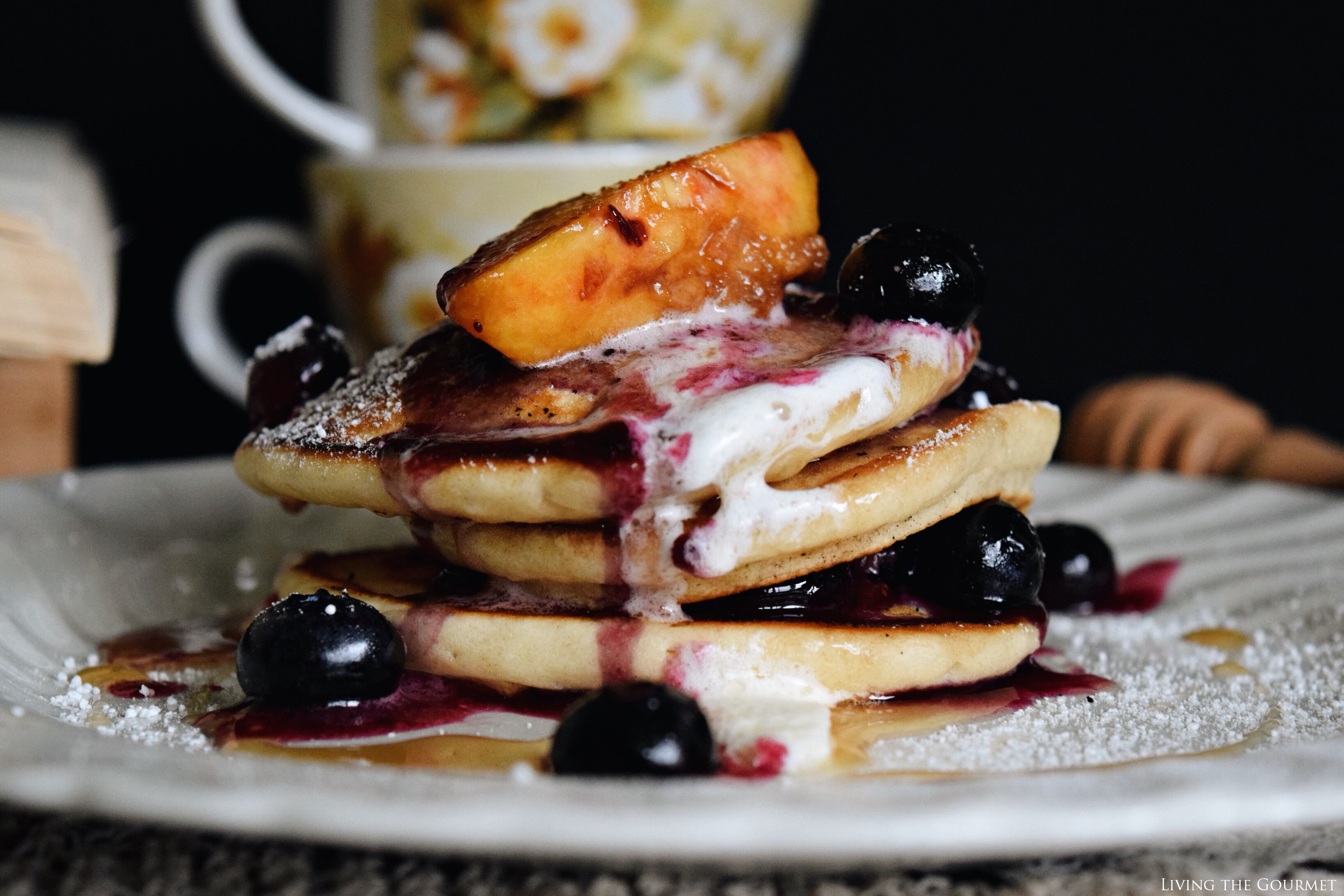 Living the Gourmet: Summer Fruit Pancakes | #SummerComfortFood