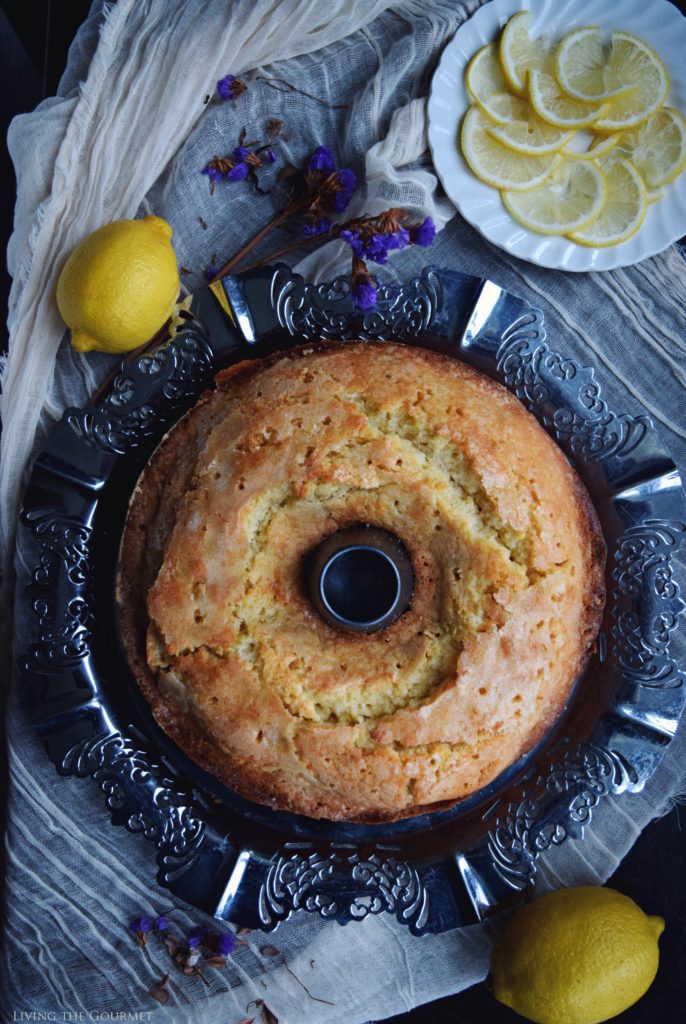 Living the Gourmet: Classic Lemon Pound Cake