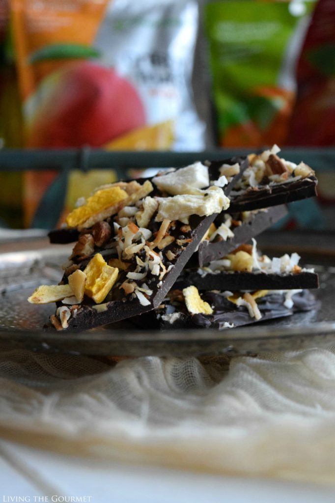 Living the Gourmet: Healthy Fruit and Nut Bark