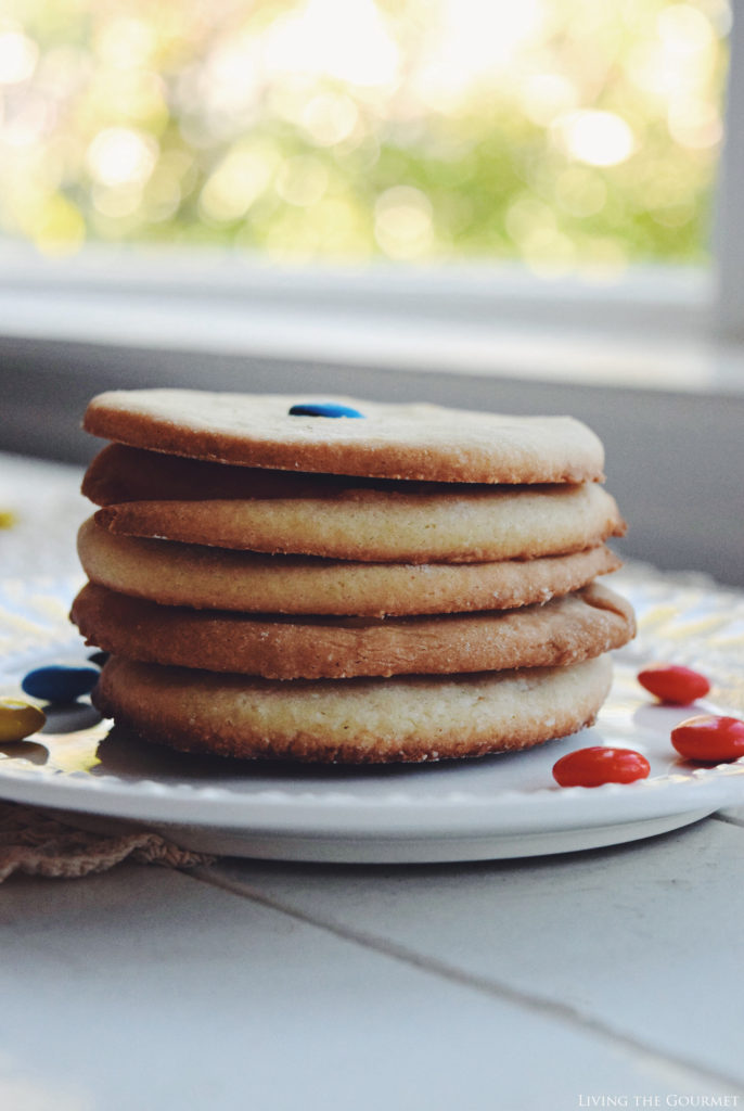 Living the Gourmet: Simple Sugar Cookies | #SweetSquad