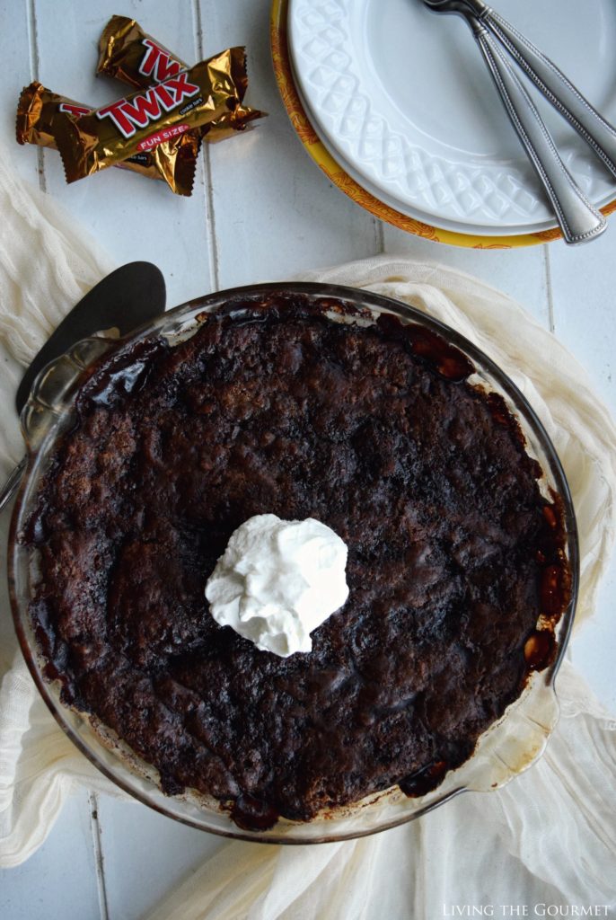 Living the Gourmet: Twix Pudding Pie
