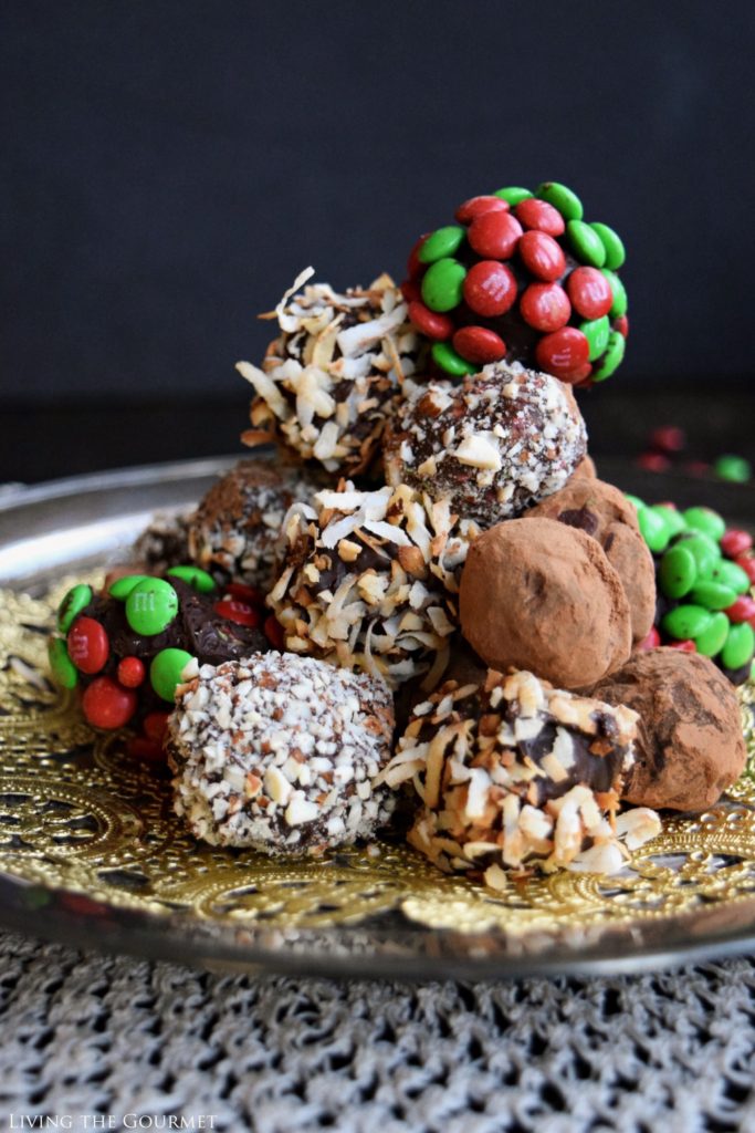 Living the Gourmet: Chocolate Holiday Truffles | #BakeInTheFun #SweetSquad #Ad