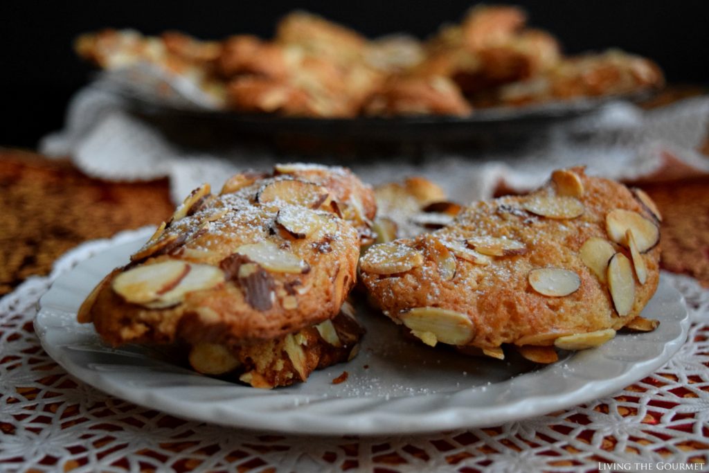  Living the Gourmet: Gluten Free Almond Cookies | #BobsHolidayCheer #ad