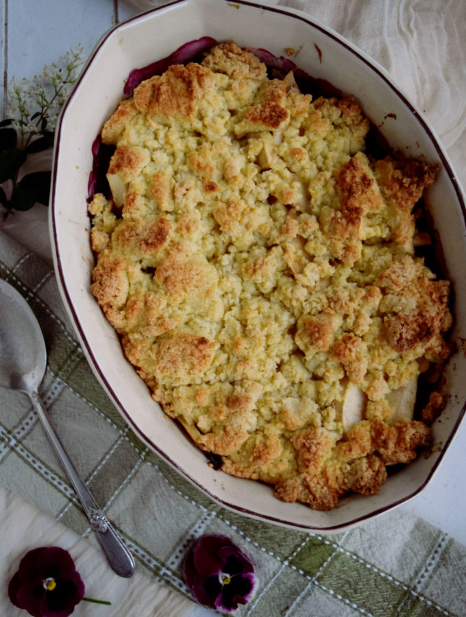 Apple Blueberry Crumble - Savor the sweetness of summer with this easy recipe bursting with blueberries mixed with apple slices then topped with a buttery crumble.