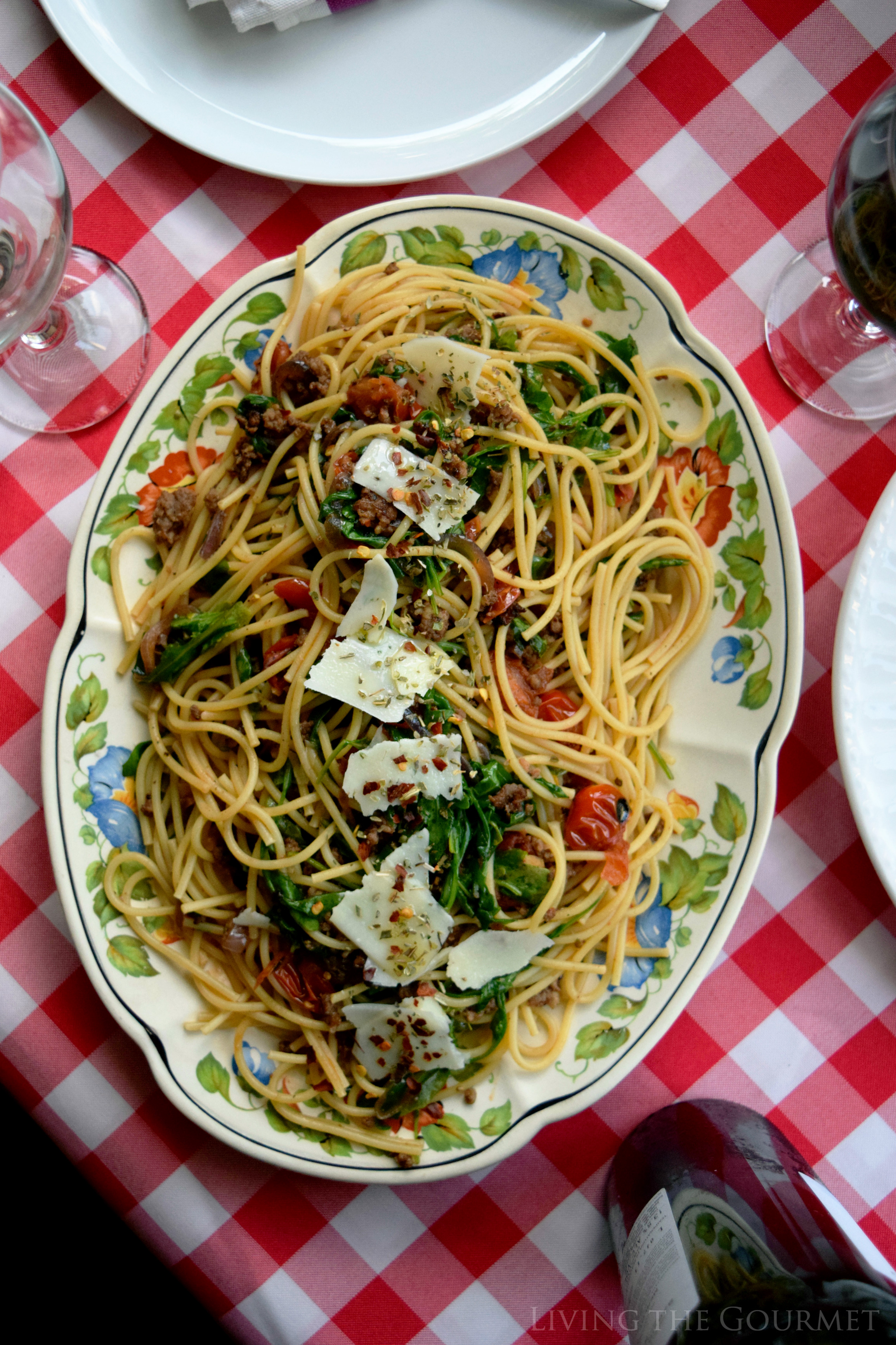 Whole-Grain Spaghetti with Italian Turkey Sausage, Arugula & Balsamic  Tomato Sauce