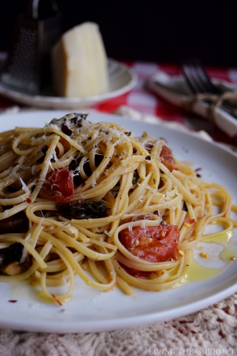 Simple Italian Pasta Sauce - Living The Gourmet