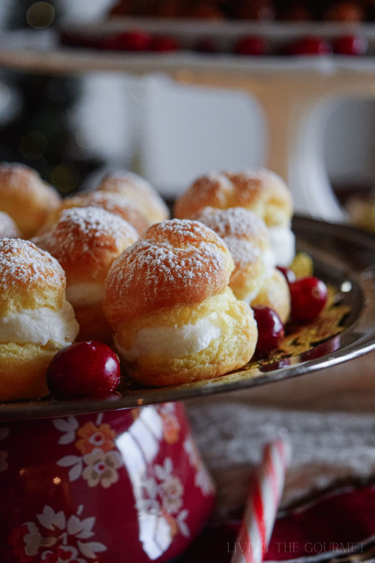 Italian Style Cream Puffs