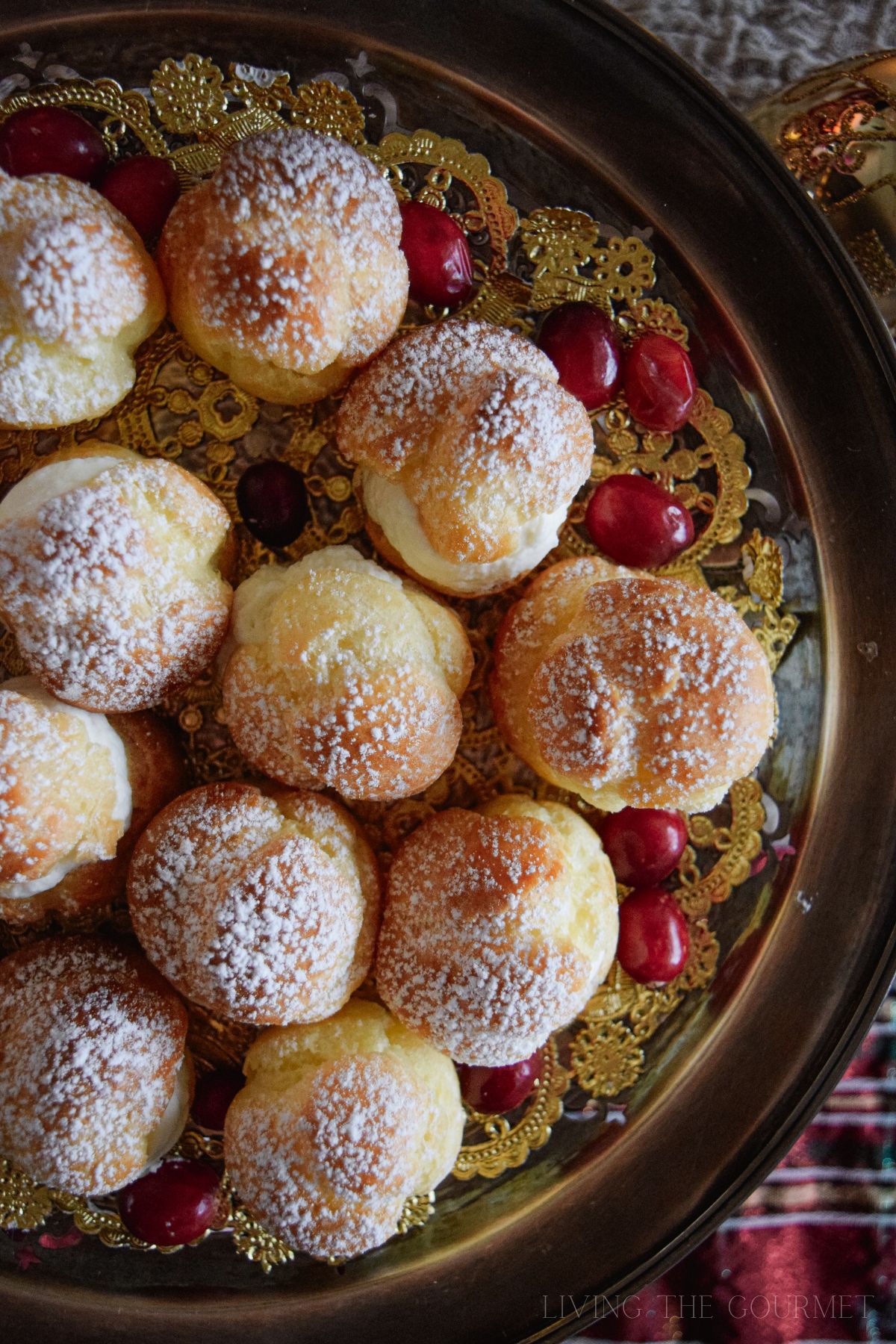 Italian Style Cream Puffs