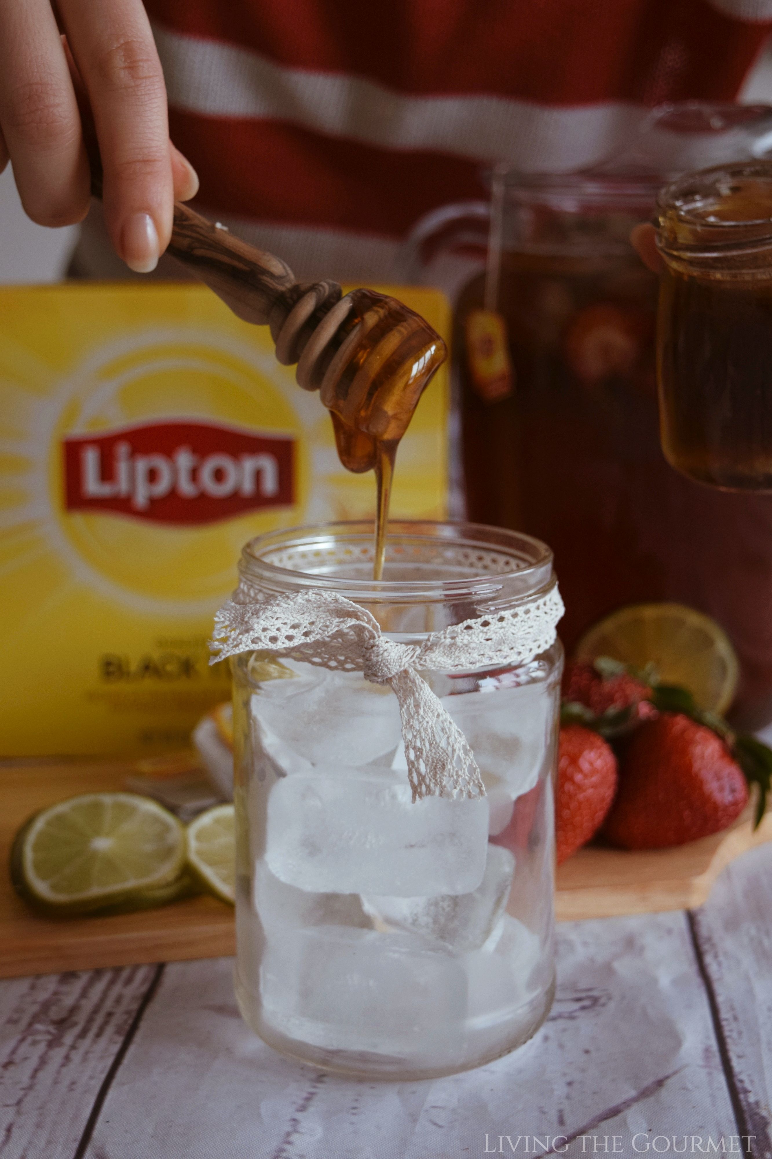 Strawberry Sweet Iced Tea - Perchance to Cook