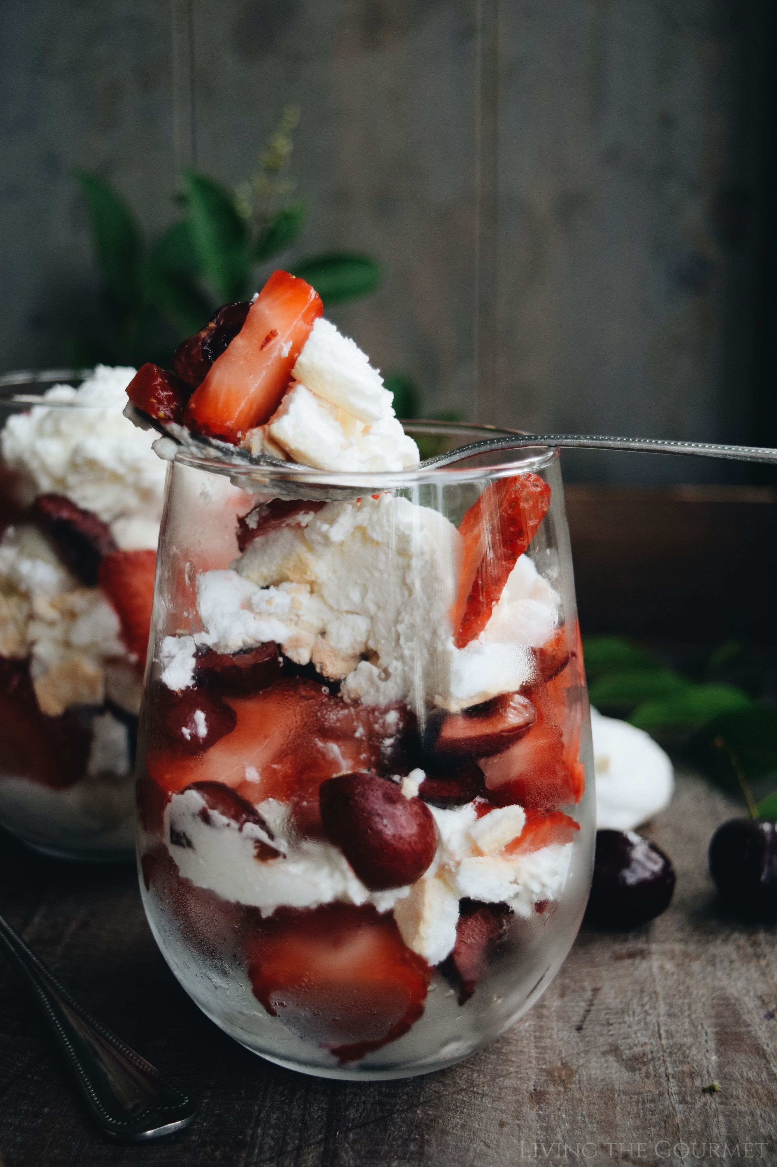 Classic Eton Mess Living T