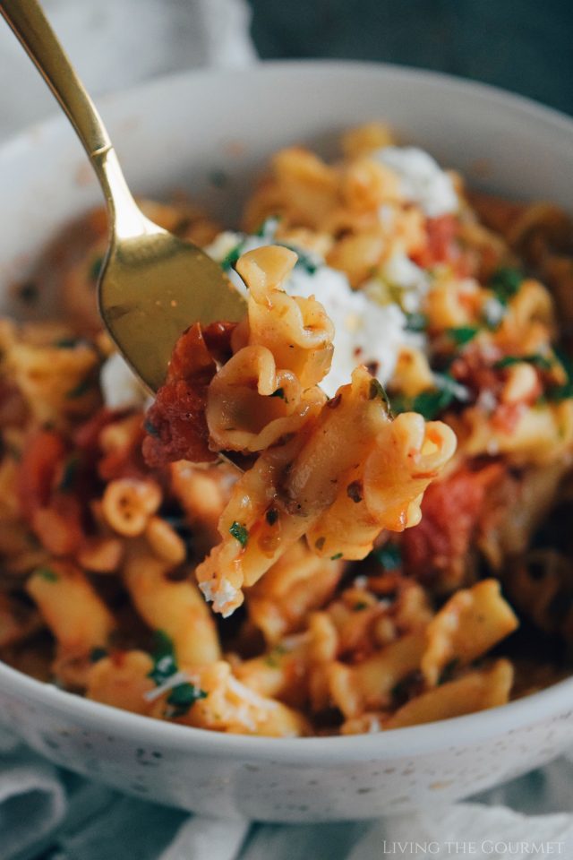 Campanelle With Fresh Tomato Sauce - Living The Gourmet