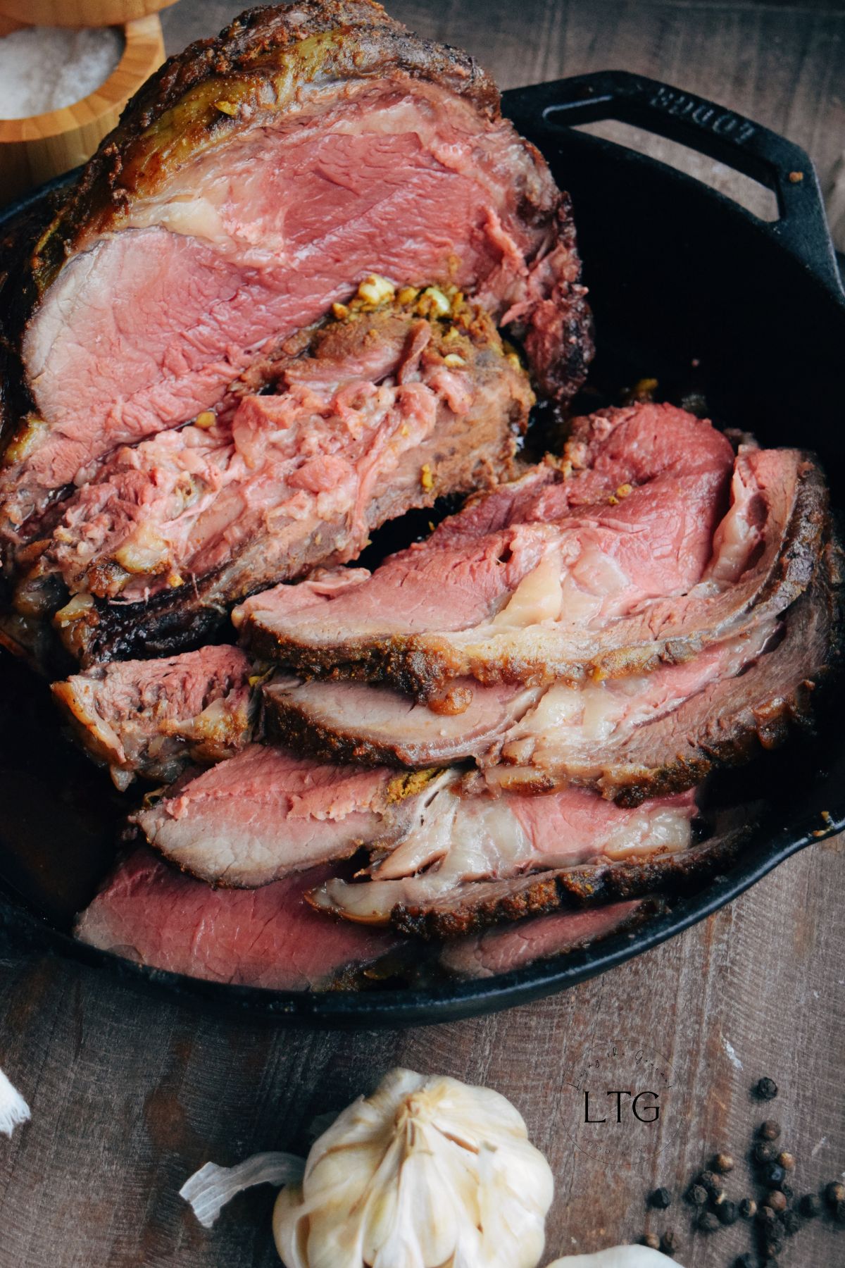 Prime Rib Roast Recipe With Garlic and Herb Crust