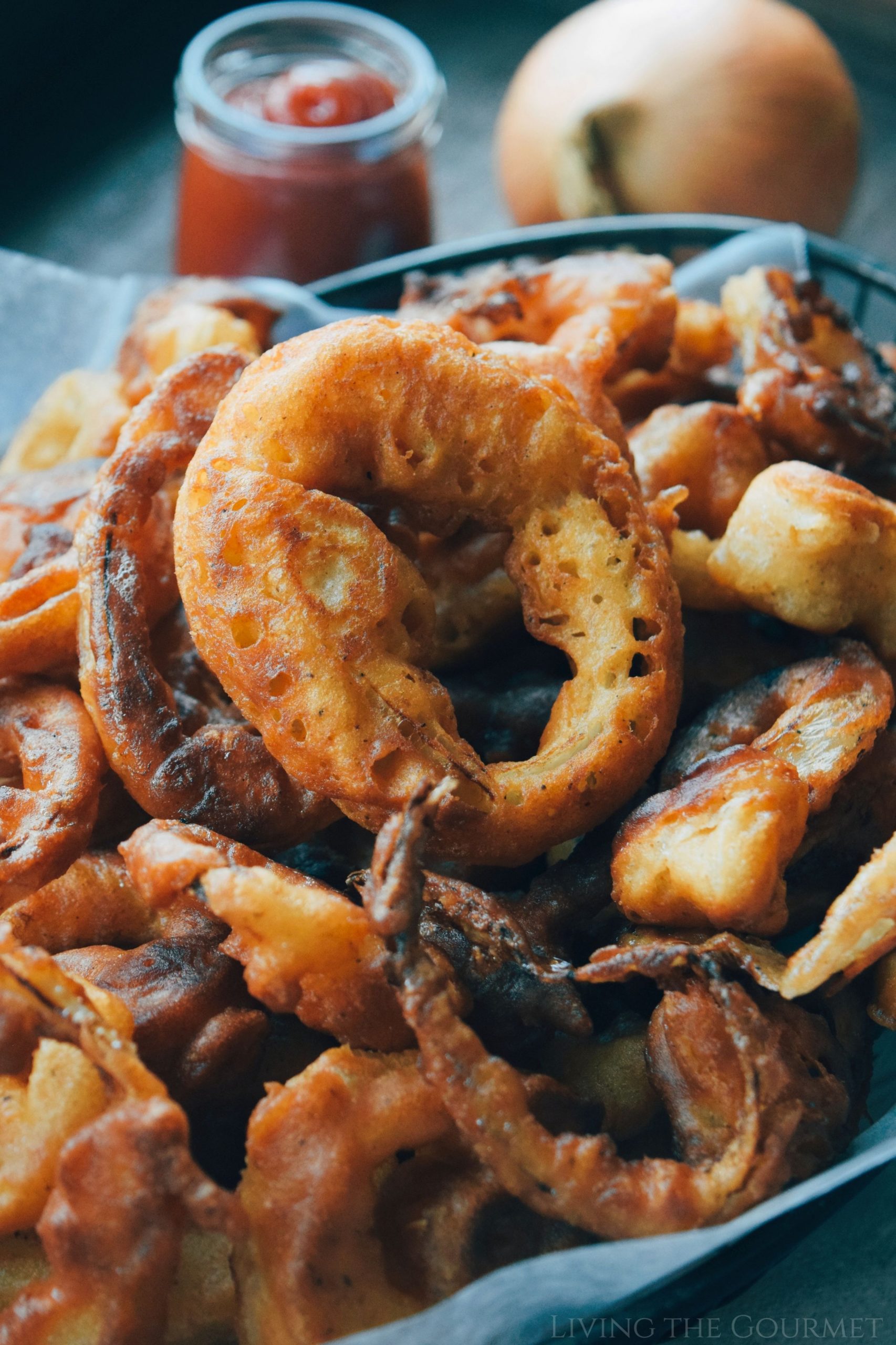 Crispy Fried Onion Rings - Grandbaby Cakes