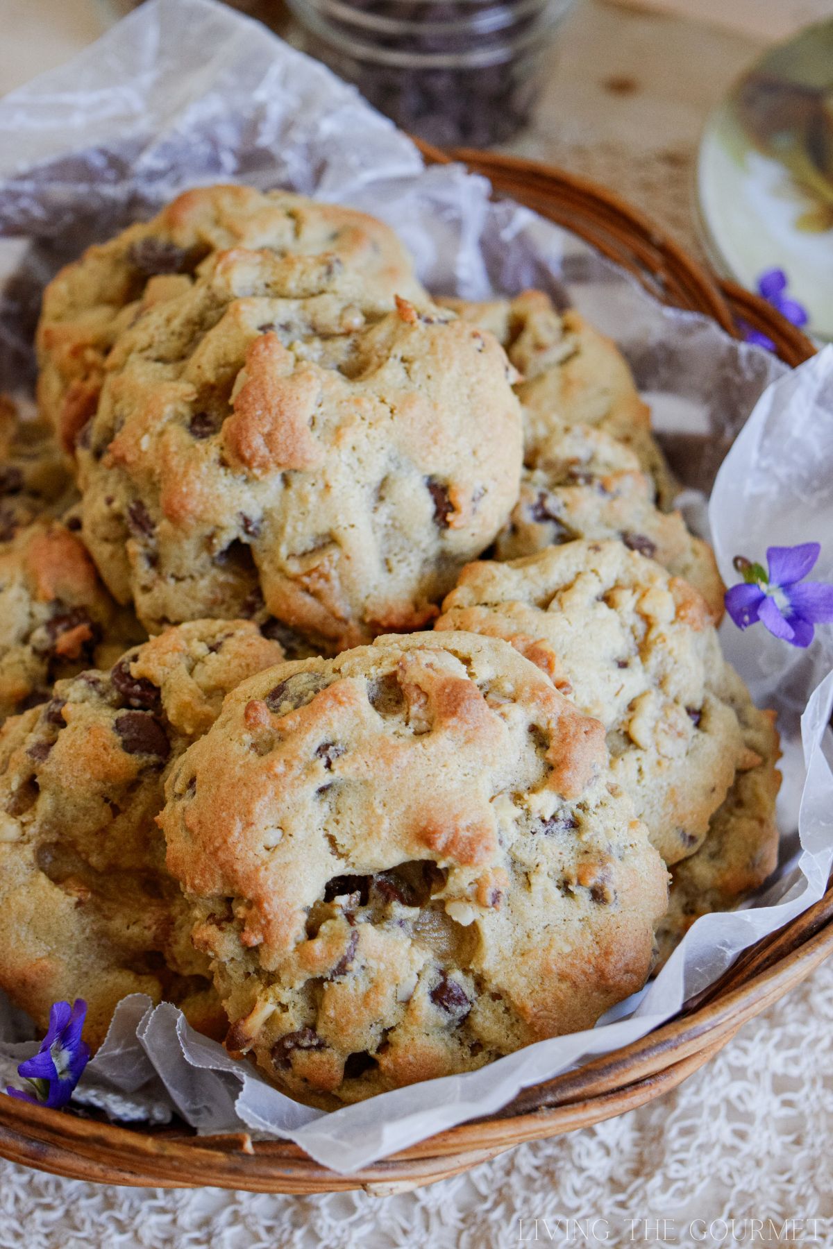 Levain Bakery Chocolate Chip Cookies