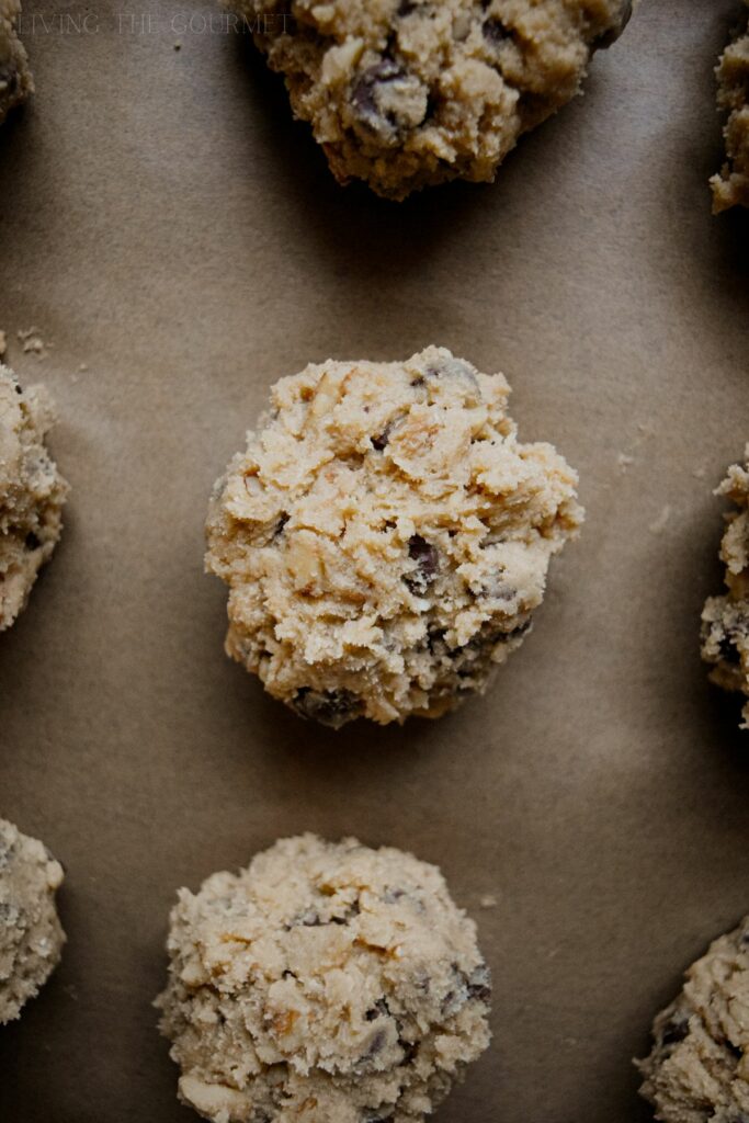 Levain Bakery Chocolate Chip Cookies