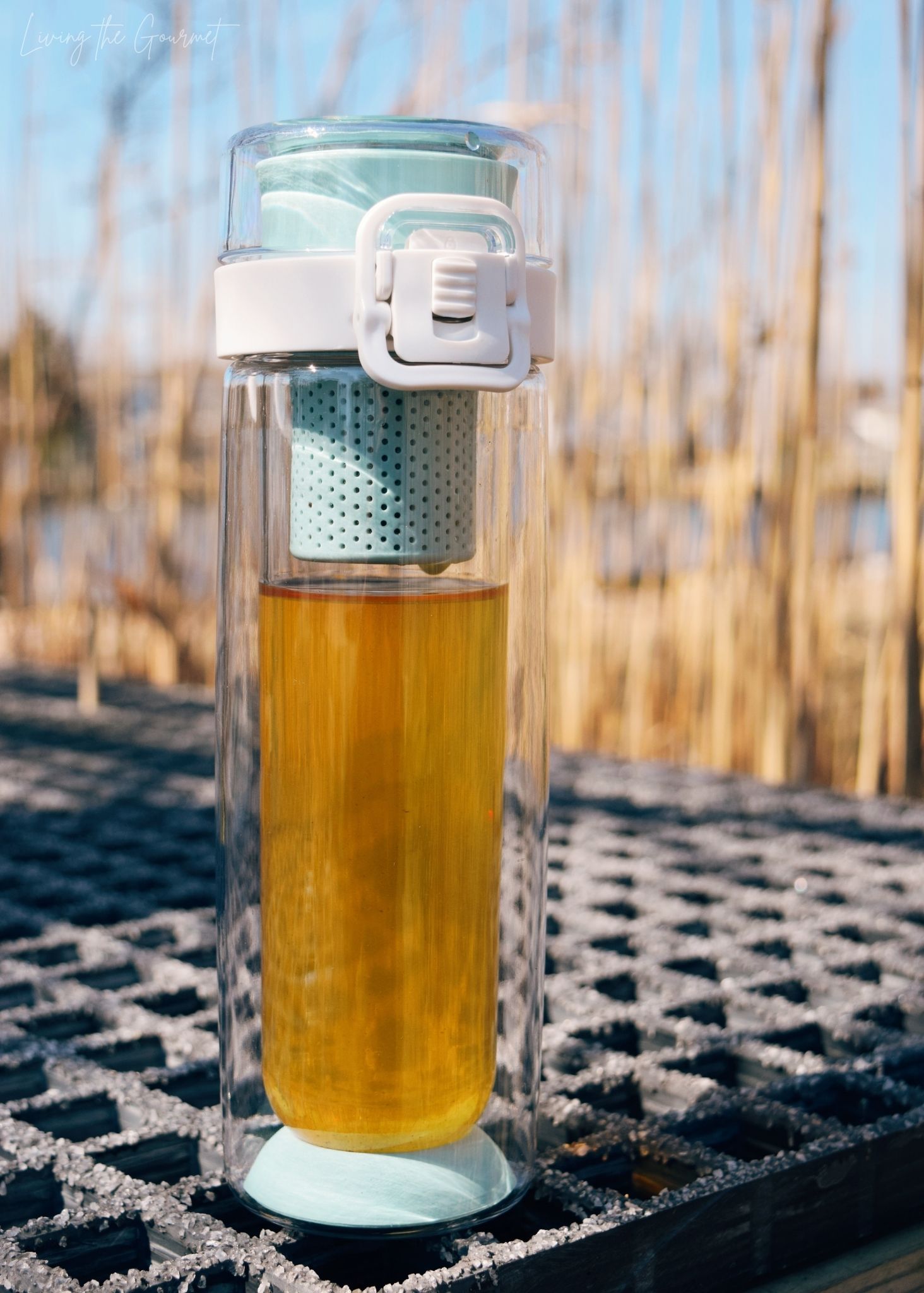 A Springtime Essential: The Mosi Tea Infuser - Living The Gourmet