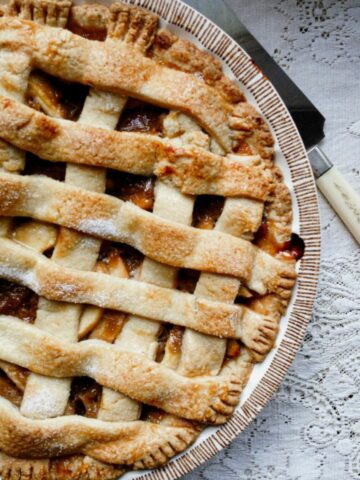 Apple Rhubarb Pie