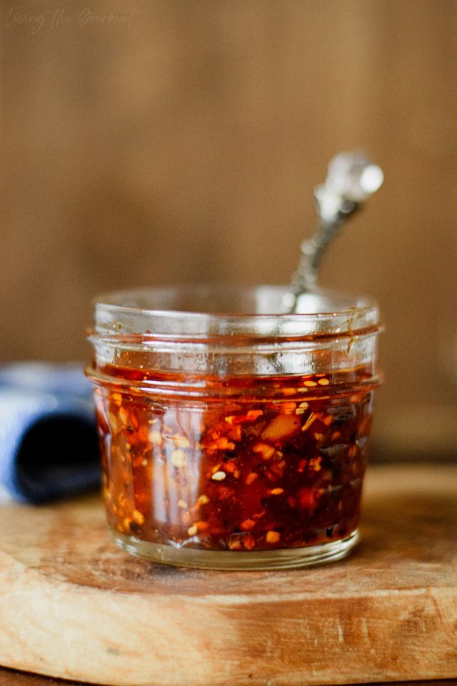 Spicy Red Pepper Oil Free Vinaigrette – Yummies in a Jar