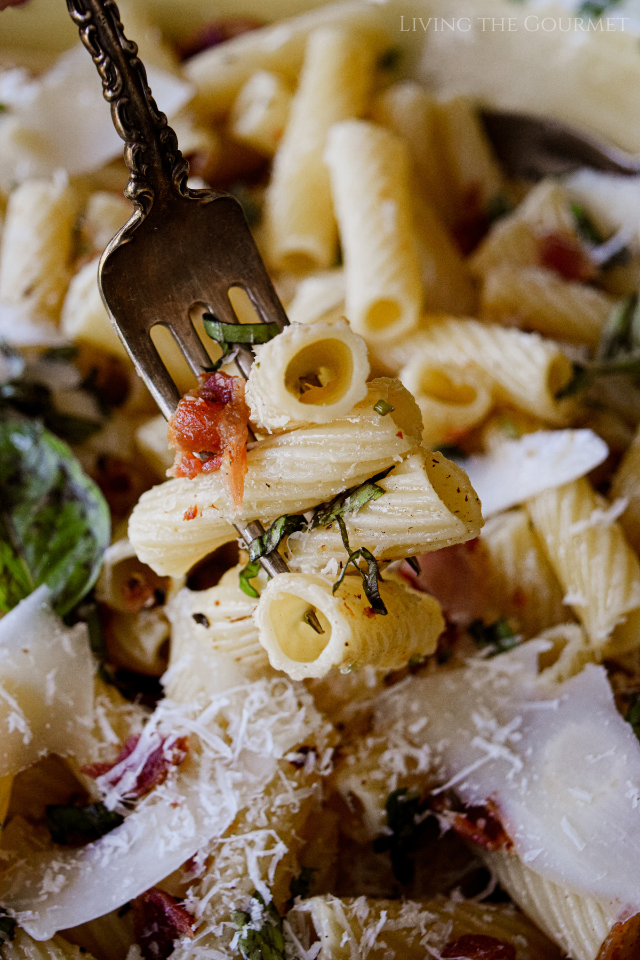 Bacon and Basil Pasta