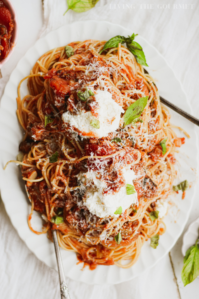 Homemade Pasta Recipe (Fettuccine, Linguini, Spaghetti) - Sip Bite Go