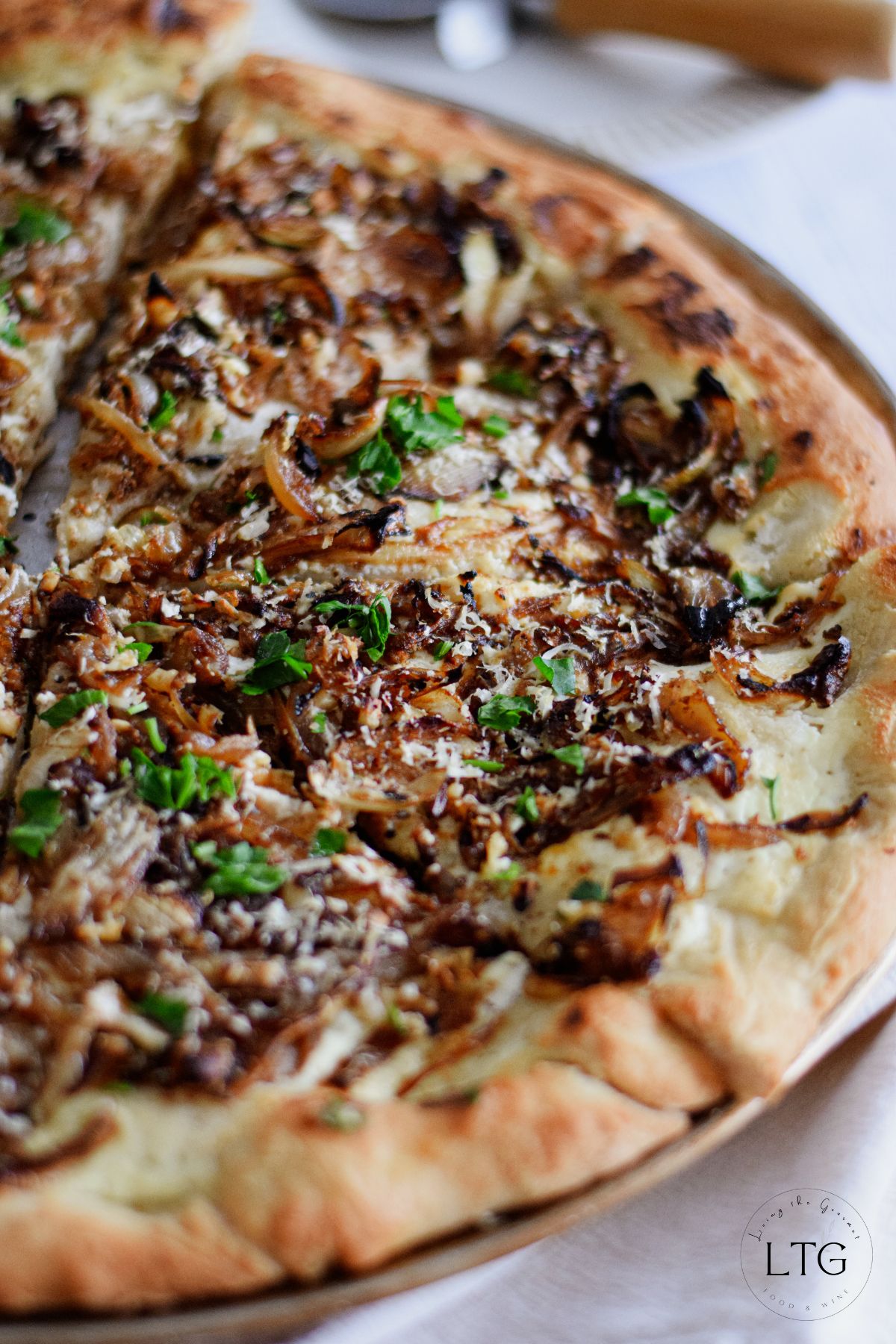 Caramelized Onion and Ricotta Pizza