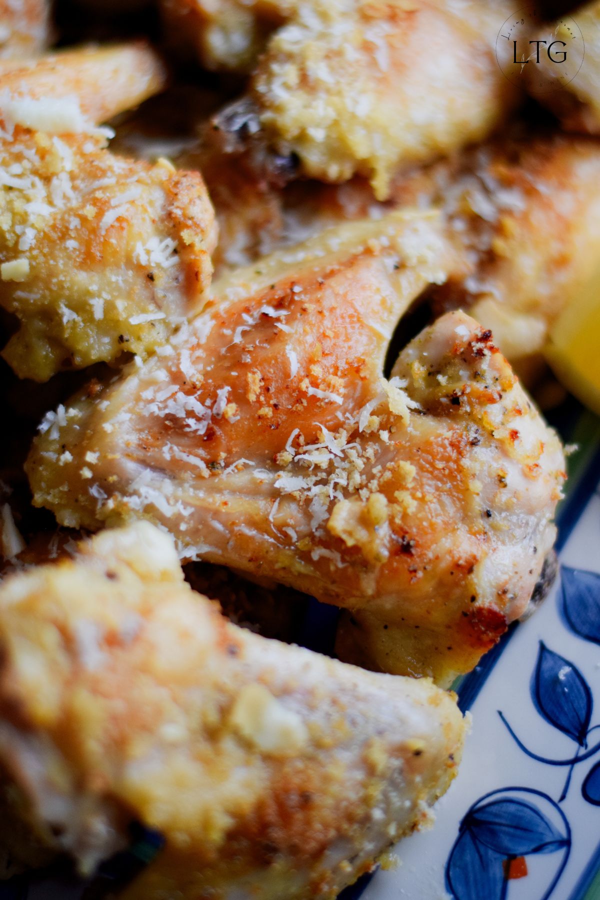 Lemon Garlic Chicken Wings