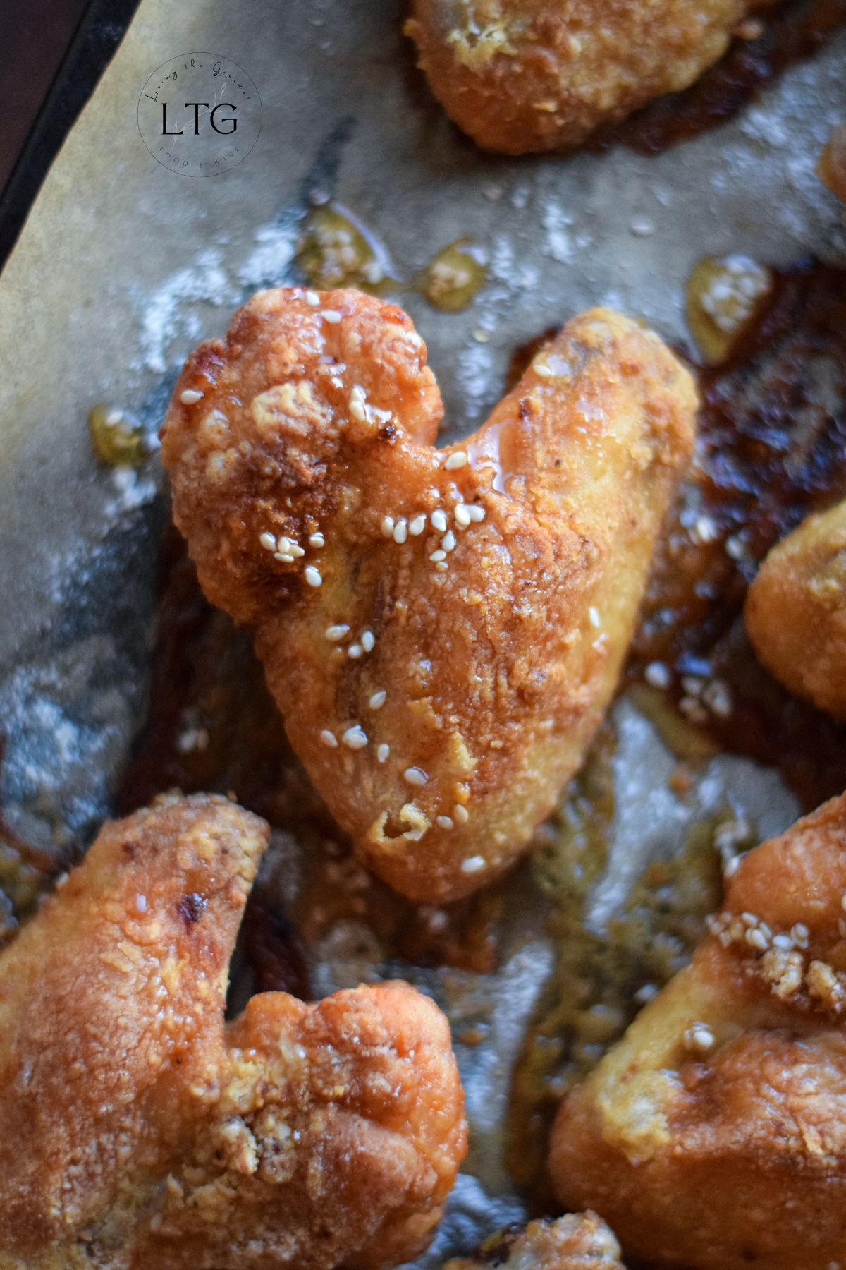 Spicy Sesame Garlic Chicken Wings