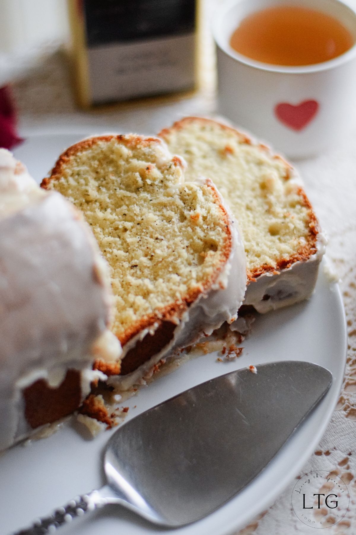 Vanilla Tea Pound Cake