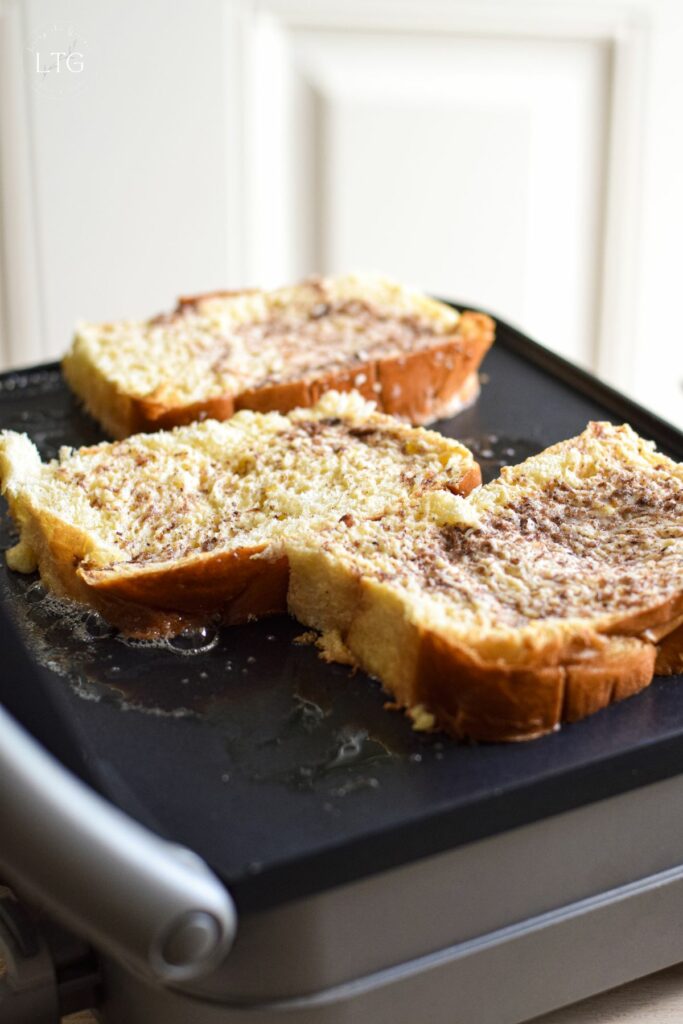 Vanilla Bean French Toast - Easy Recipe