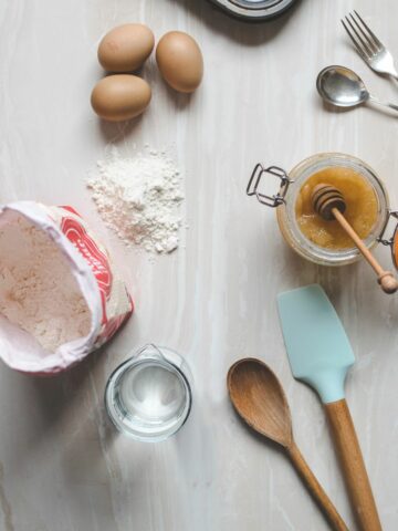 10 Simple Ways to Develop Your Love of Food