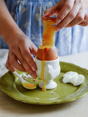 How to Make the Perfect Soft Boiled Egg