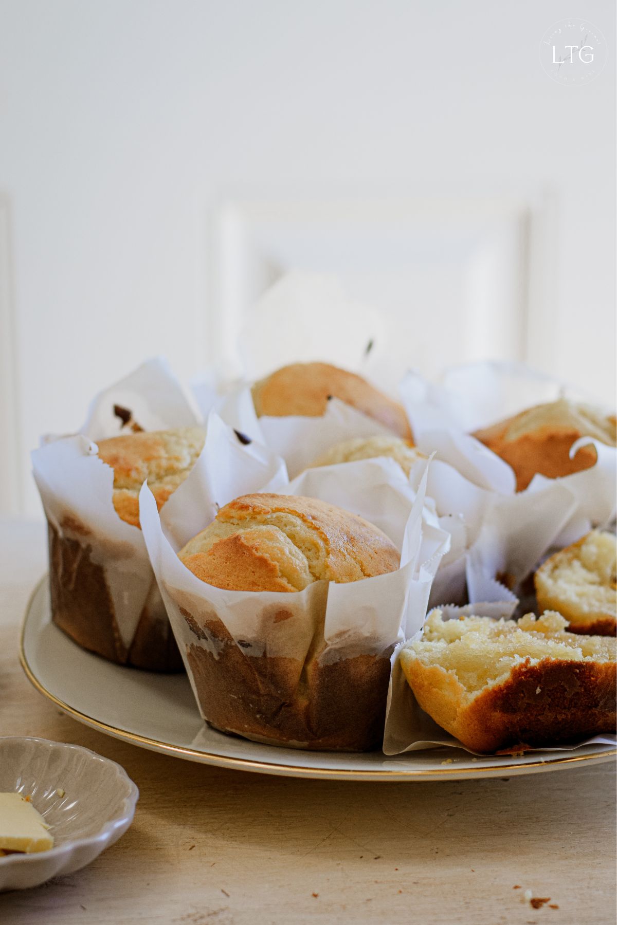 Plain Bakery-Style Muffins