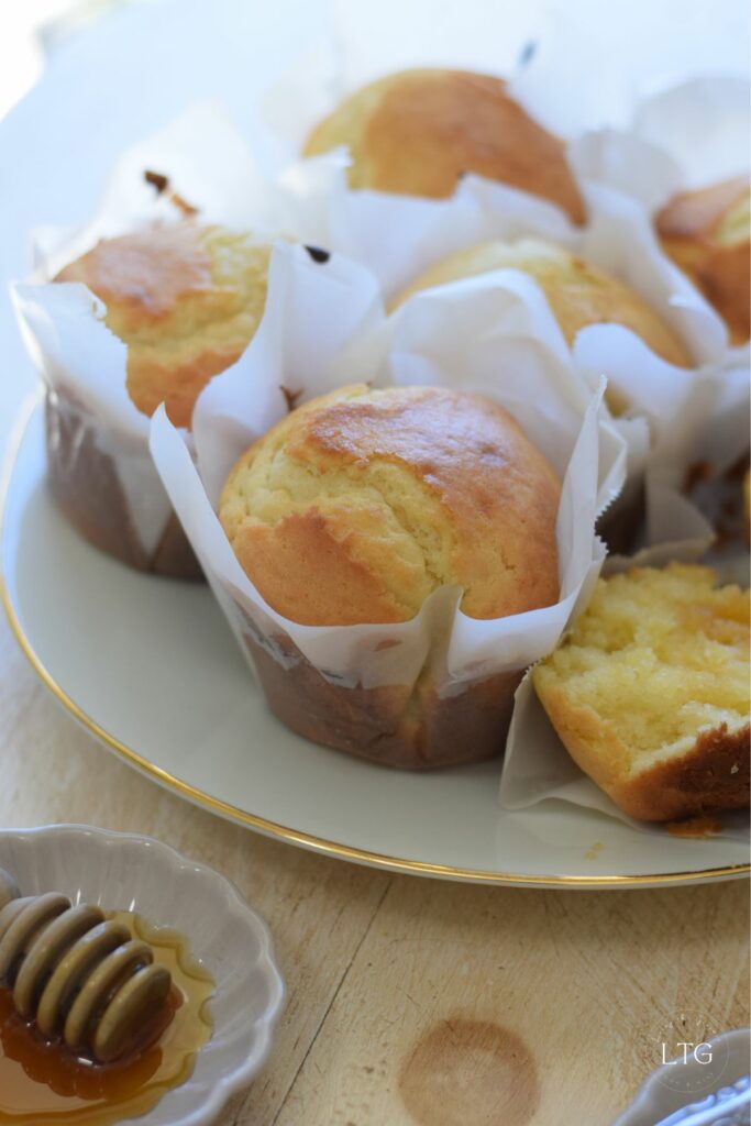 Plain Bakery-Style Muffins