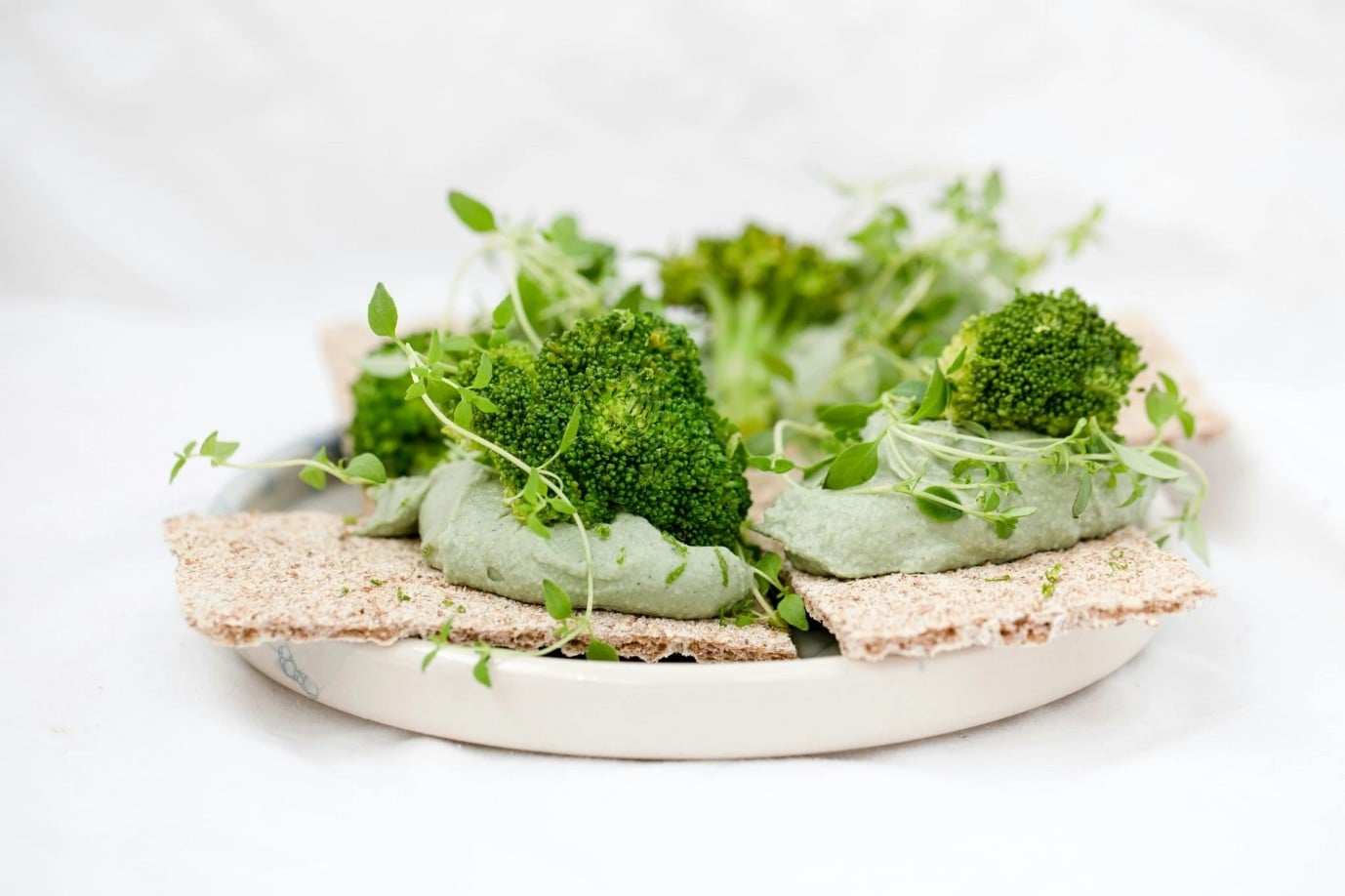 4 Healthy Snacks to Bring to Work