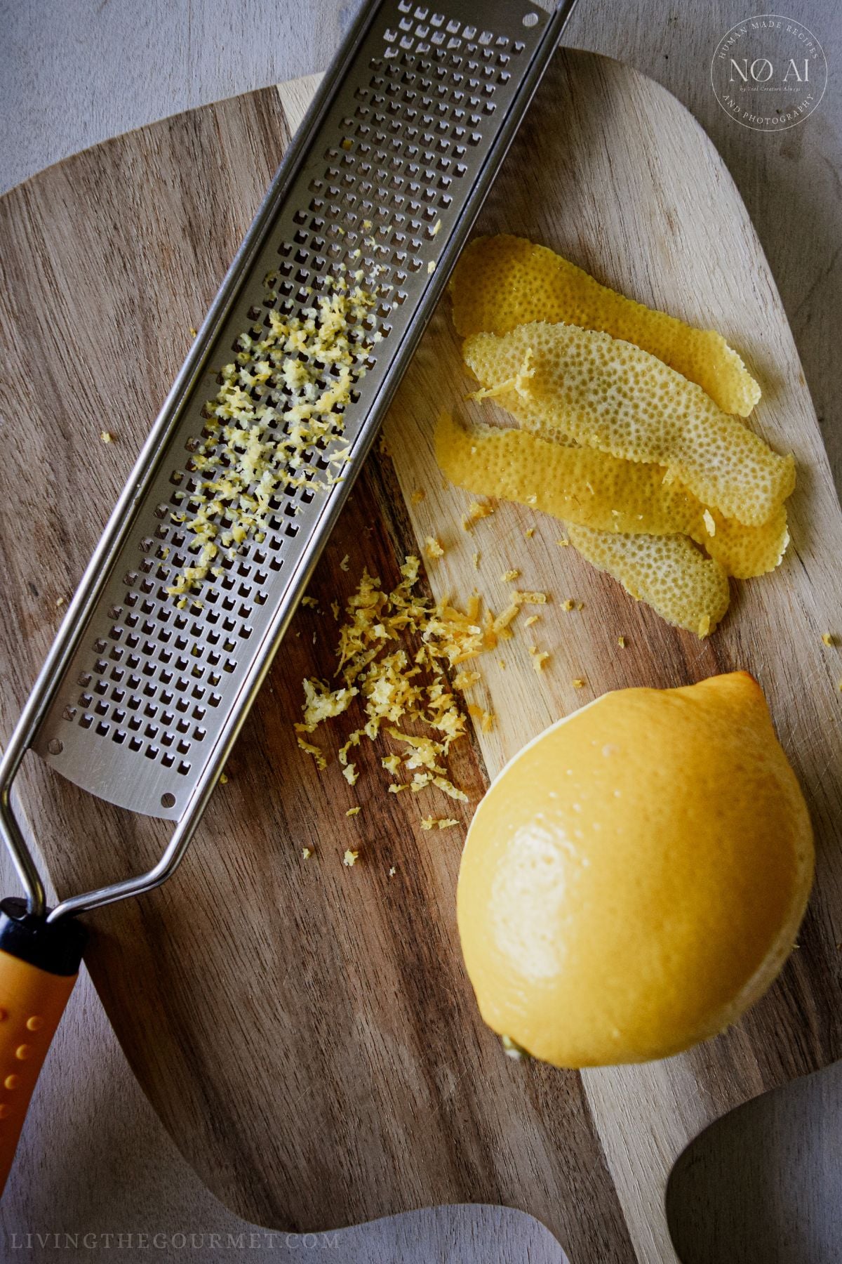 Lemon Zest vs Lemon Peel: What’s the Difference?