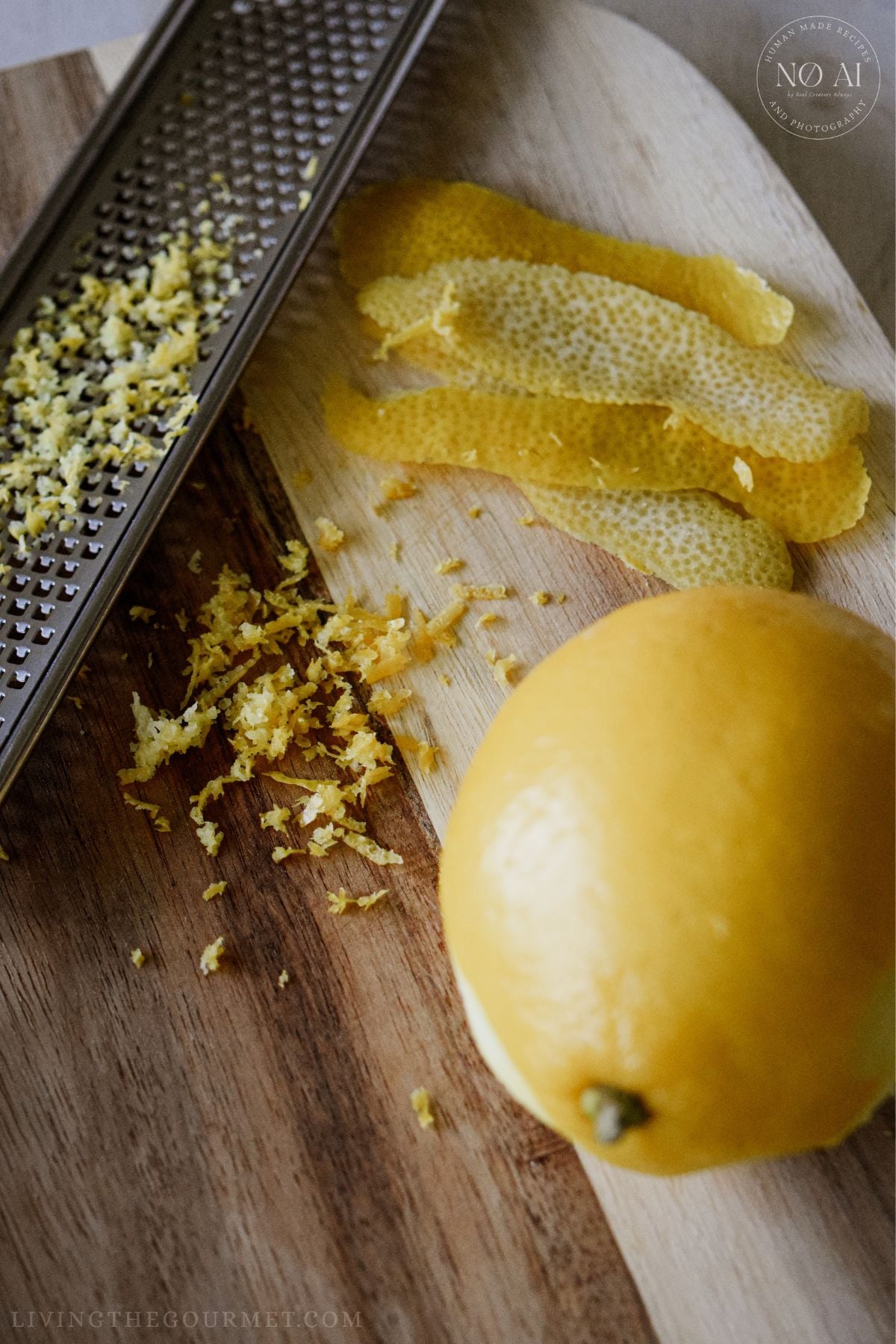 Lemon Zest vs Lemon Peel: What’s the Difference?